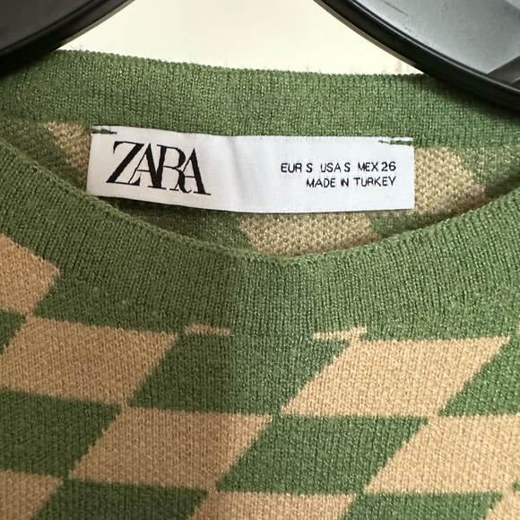 Wool like Zara Dress - Picture 3 of 5